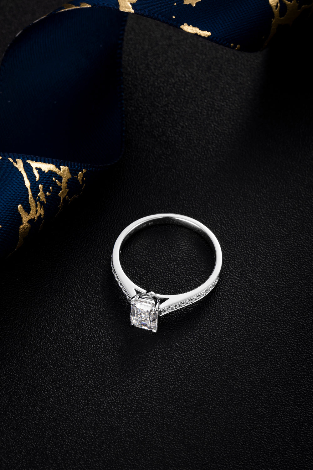 The Criss Cut Diamond Ring ZBR0154